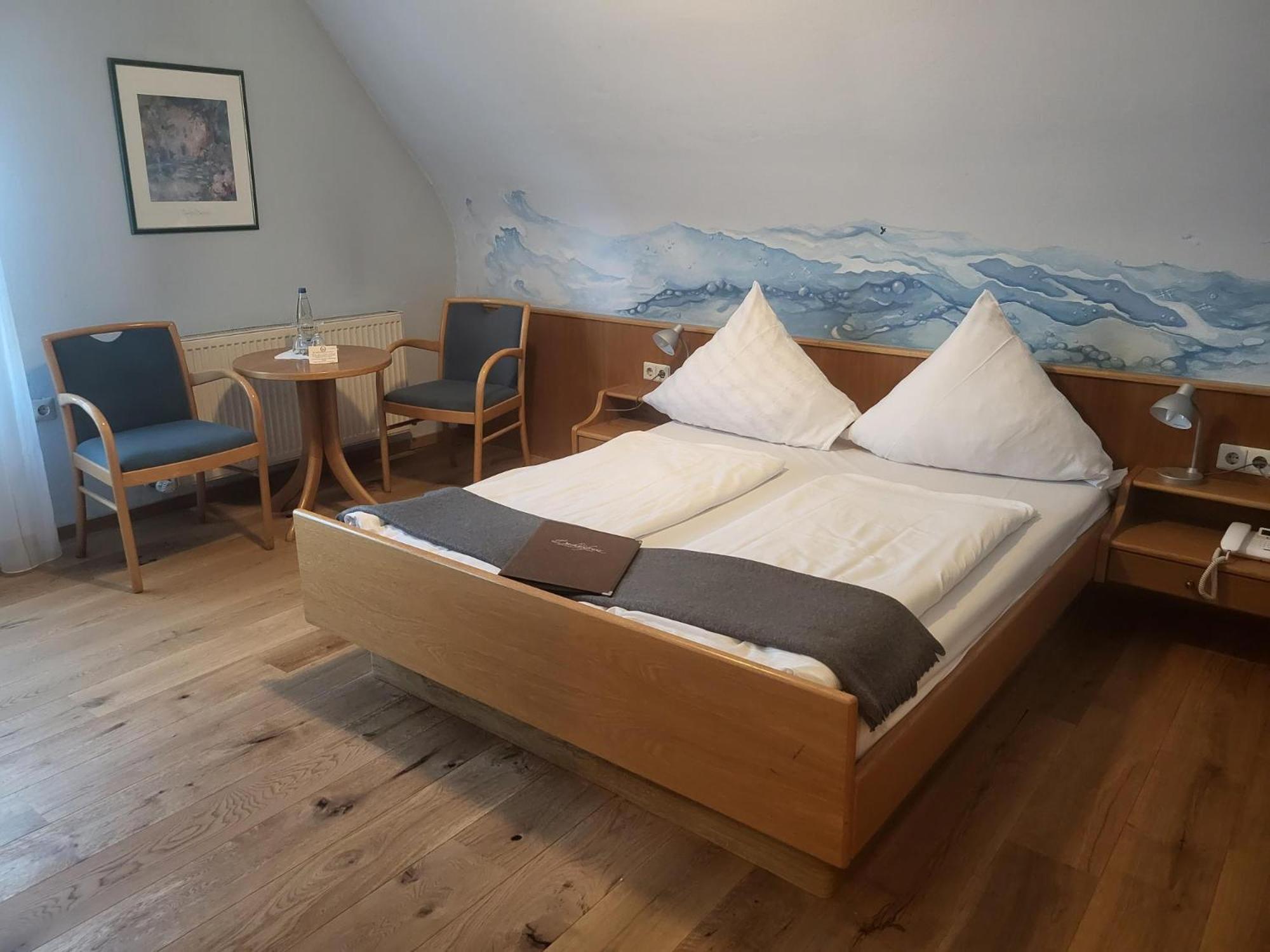 Brauereigasthof Dachsenfranz Zuzenhausen Bagian luar foto